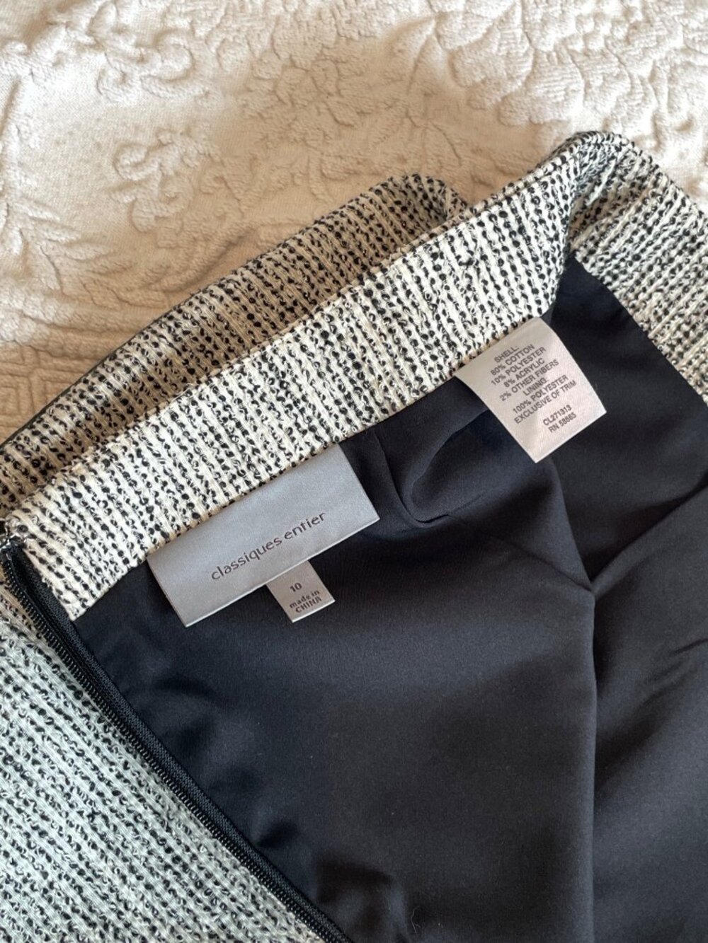 Classiques Entier Classic Black + White Tweed Structured Skirt Suit Set Size M/1 - Picture 15 of 15